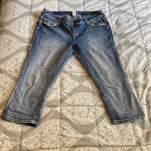 Maurice’s Capri pants size 14